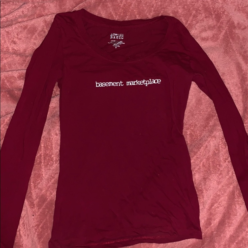 long sleeve red shirt
